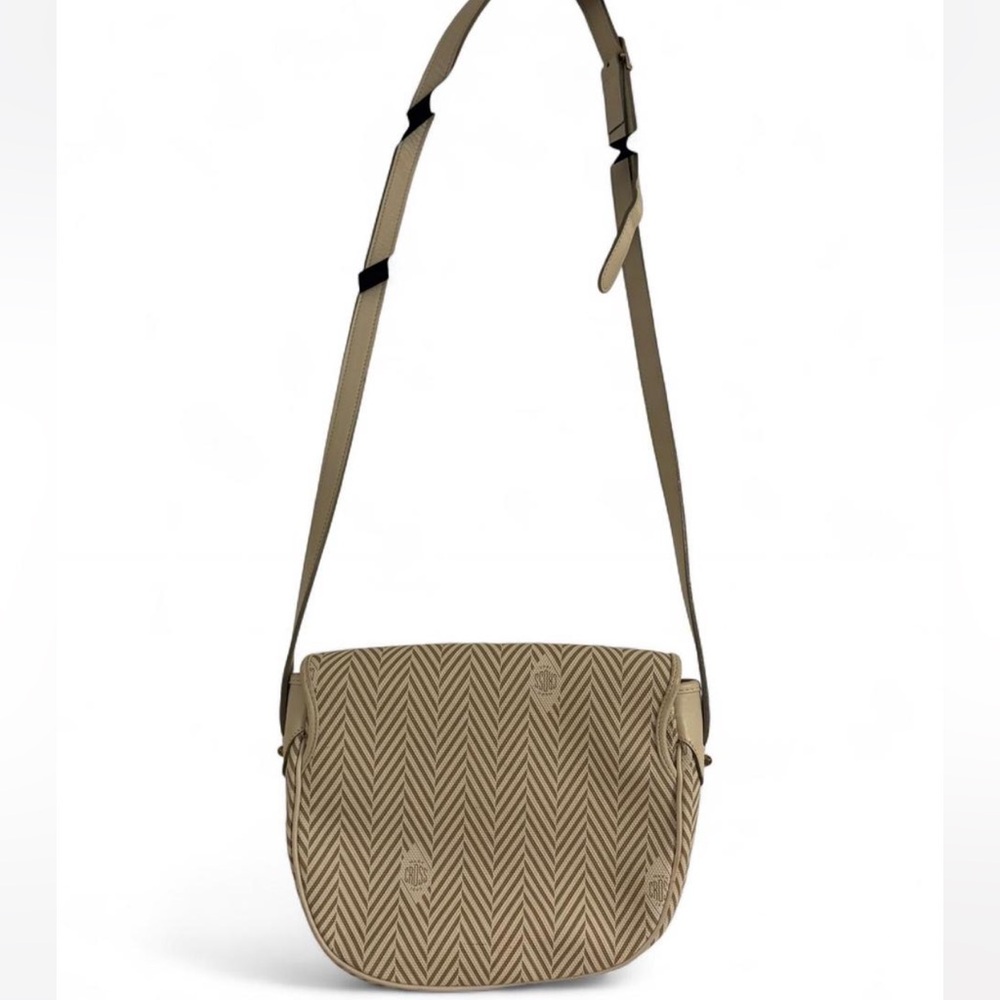 Vintage Chic Beige Crossbody Bag - Picture 2 of 7
